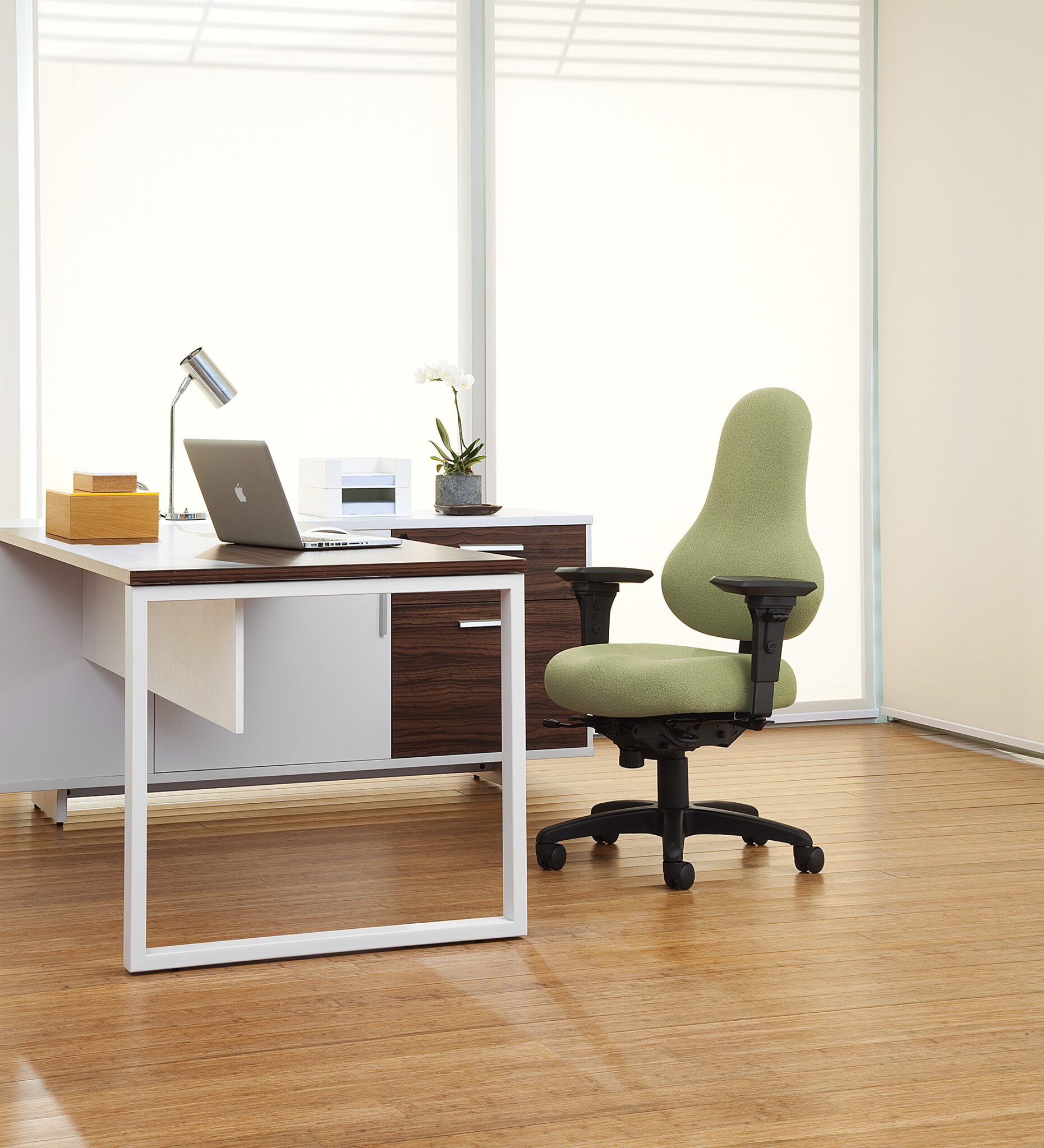 Working Seating Ergonomic + Task Seating – 9 to 5 Office Furniture